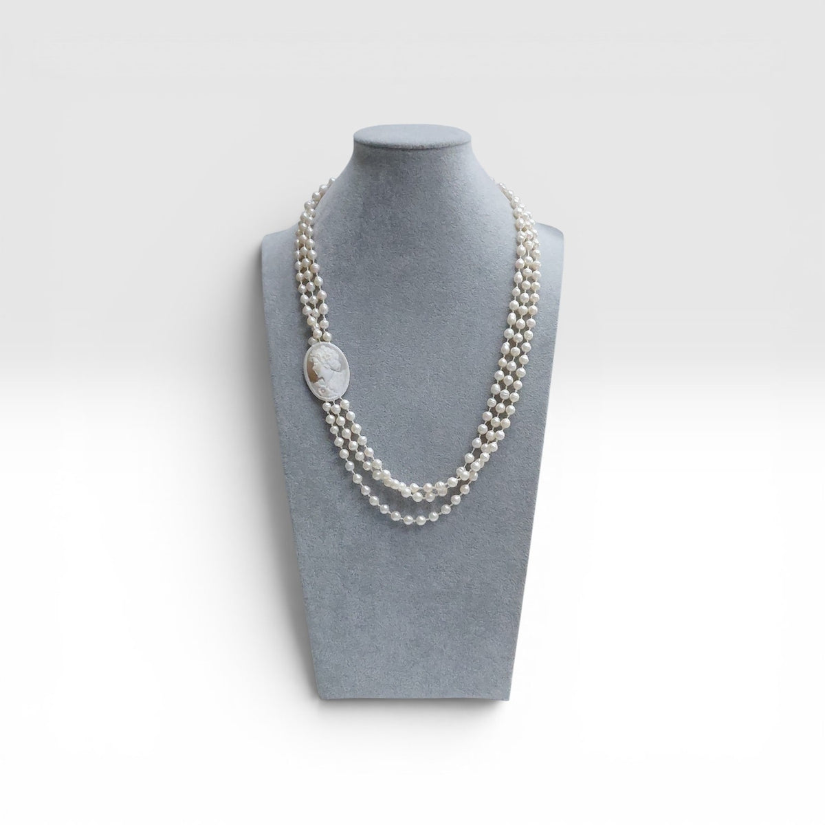 Collana Cammeo Italiano, perla di Fiume.