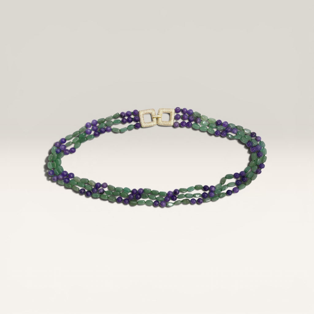 Collana Ametista, Giada, Taglio Cabochon, 3 Fili, Chiusura Argento Dorato.
