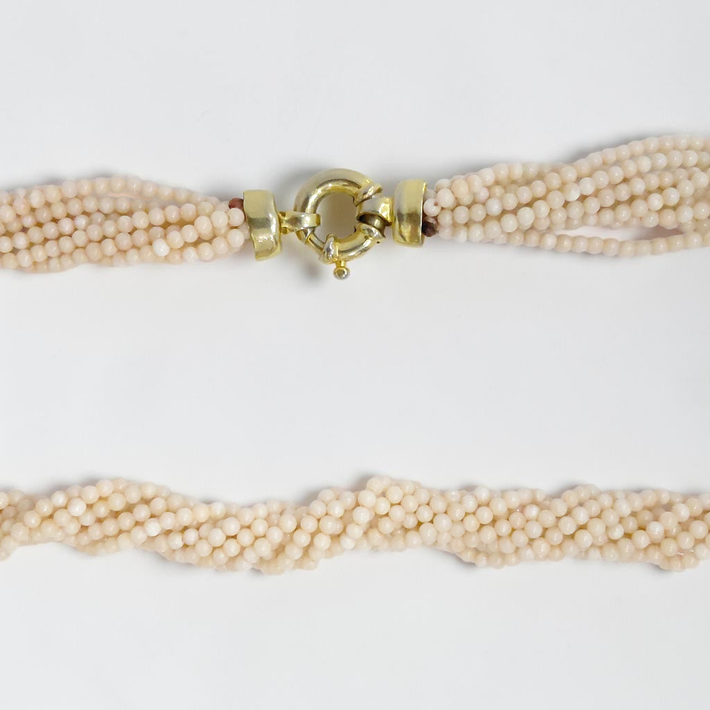 Collana Corallo Rosa, 9 Fili, Chiusura Argento Placcato in Oro.