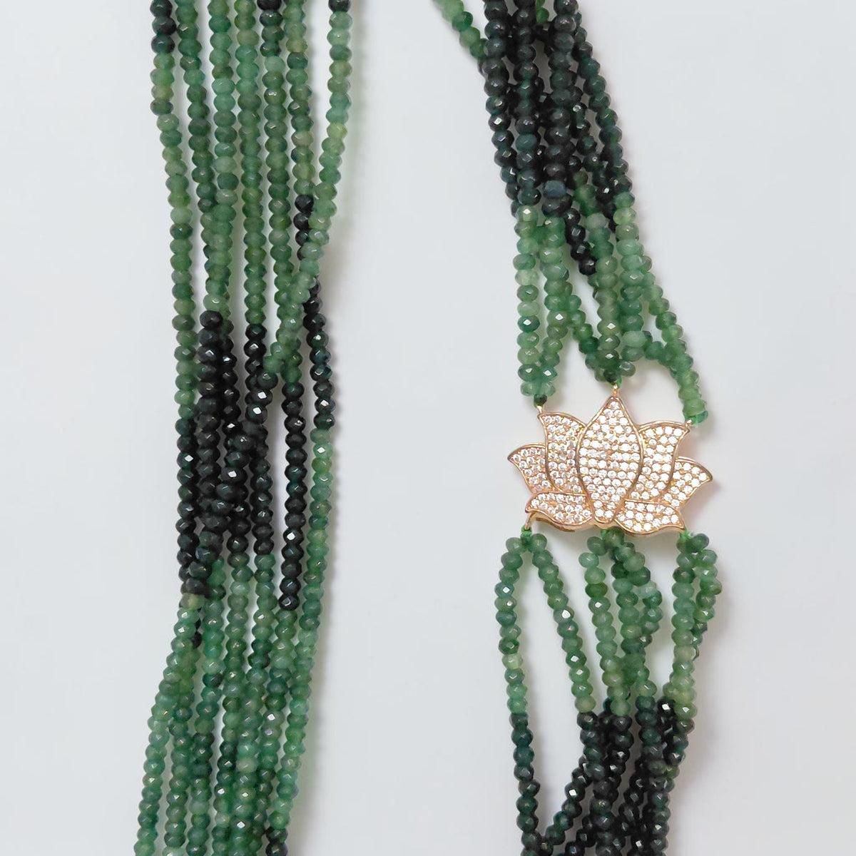 Collana Radice di Smeraldo Sfaccettata, Chiusura Argento Dorato e Zirconi.