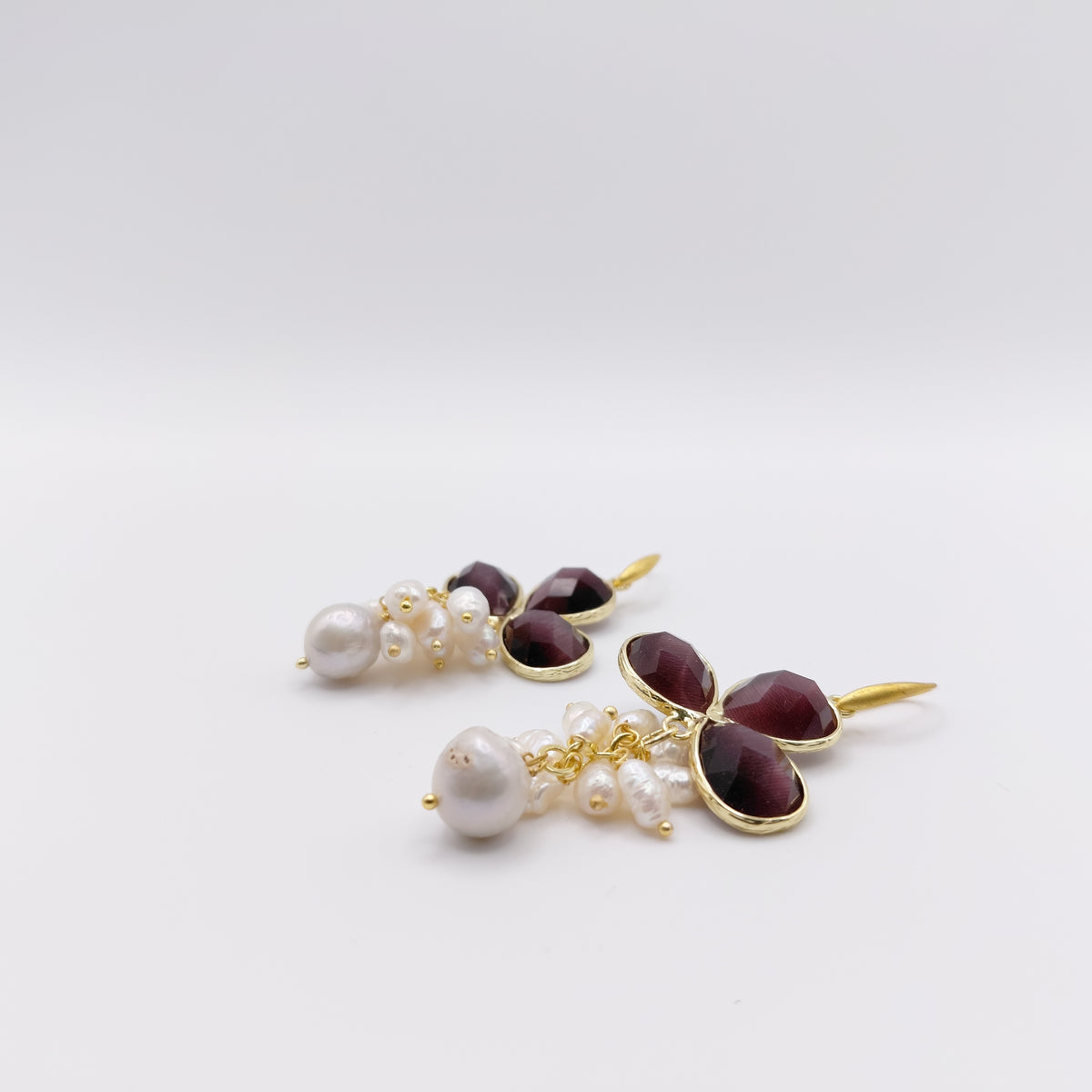 Orecchini Ottone, Perla di Fiume, Perla Scaramazza, Agata Viola "Fiori".