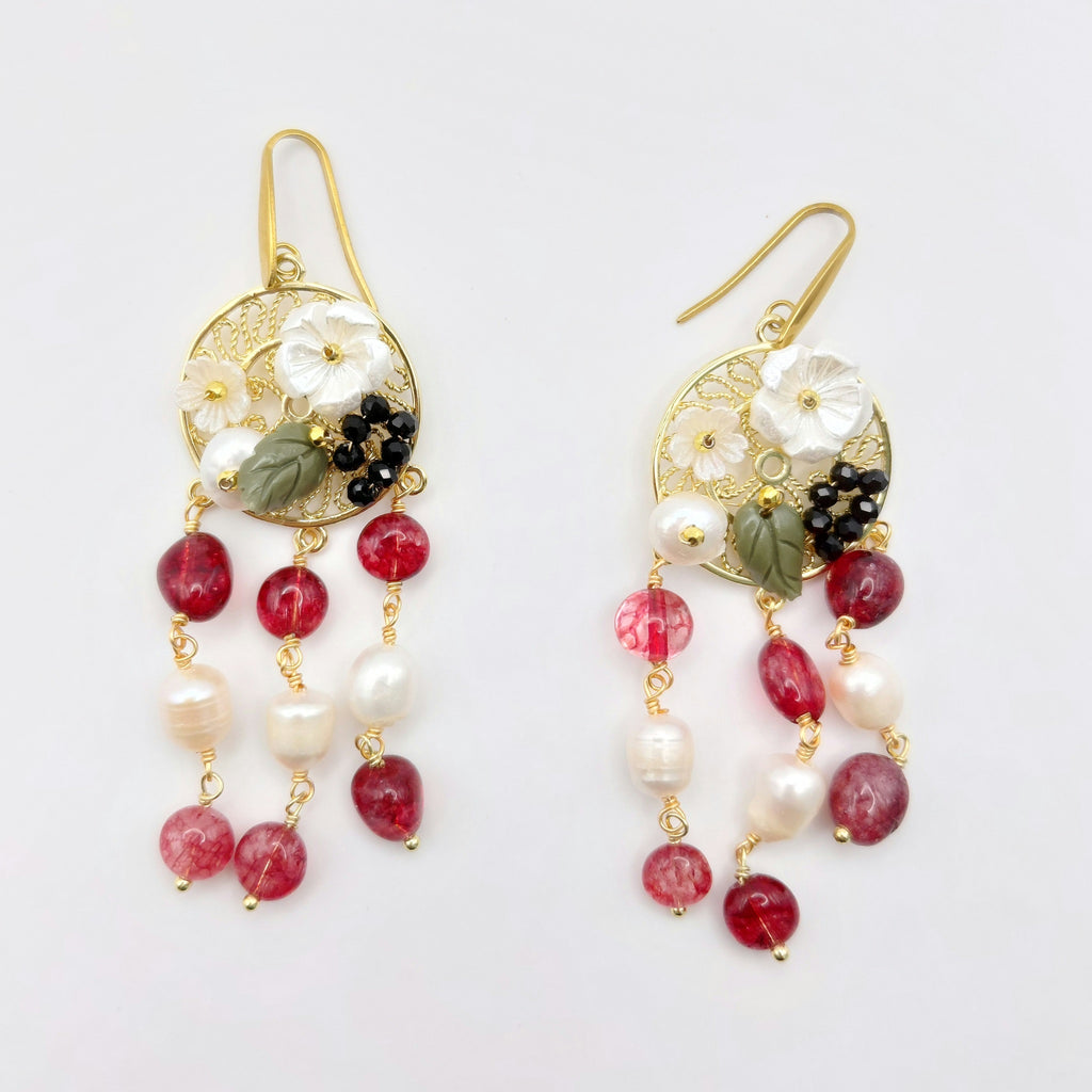 Orecchini Ottone, Corallo Rosa, Spinello Nero, Tormalina, Perla di Fiume "Fiori".