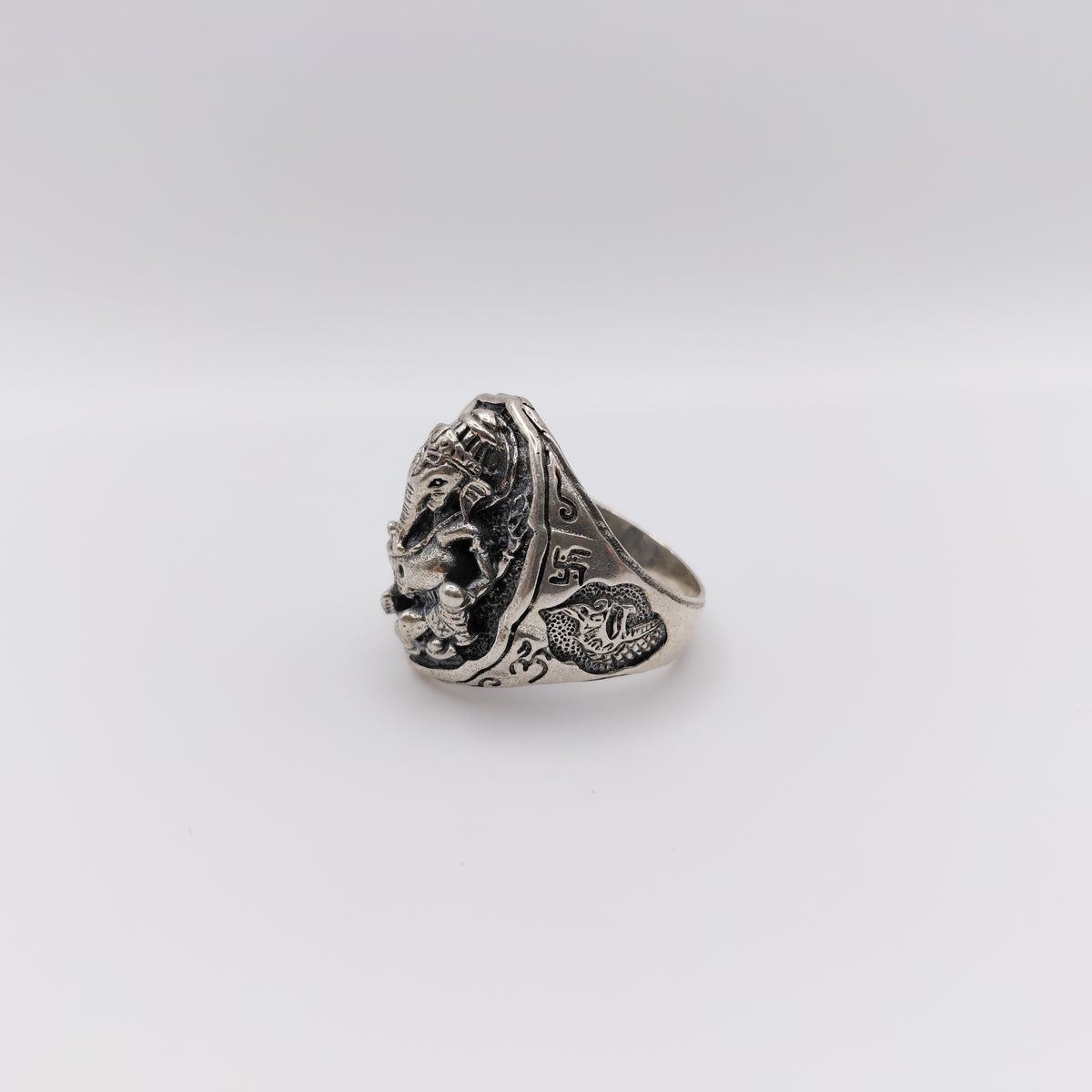 Anello Argento Sterling, "Ganesh".