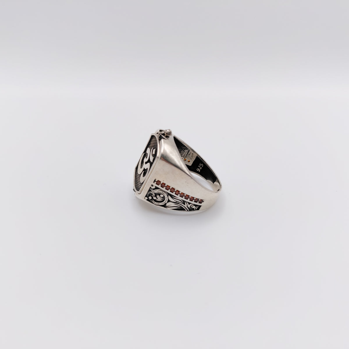Anello Argento Sterling, Onice, "Due Facce", "Om".