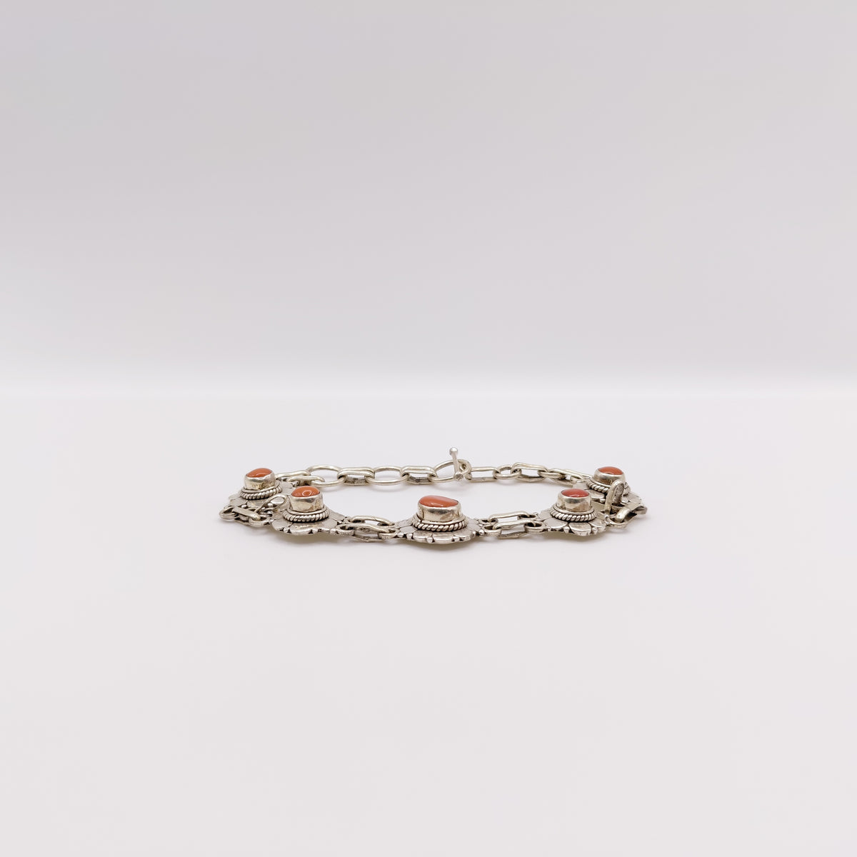 Bracciale Argento Sterling con Corallo Rosso Chiaro.