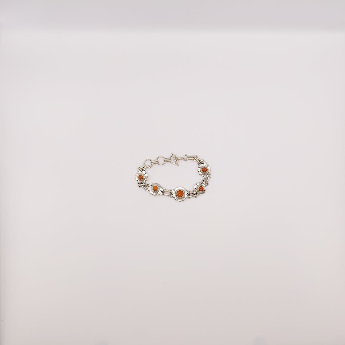 Bracciale Argento Sterling con Corallo Rosso Chiaro.